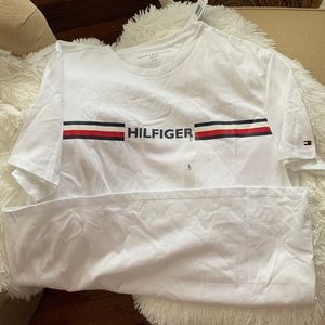 Hilfiger cotton mens T-shirt. New with tags large
